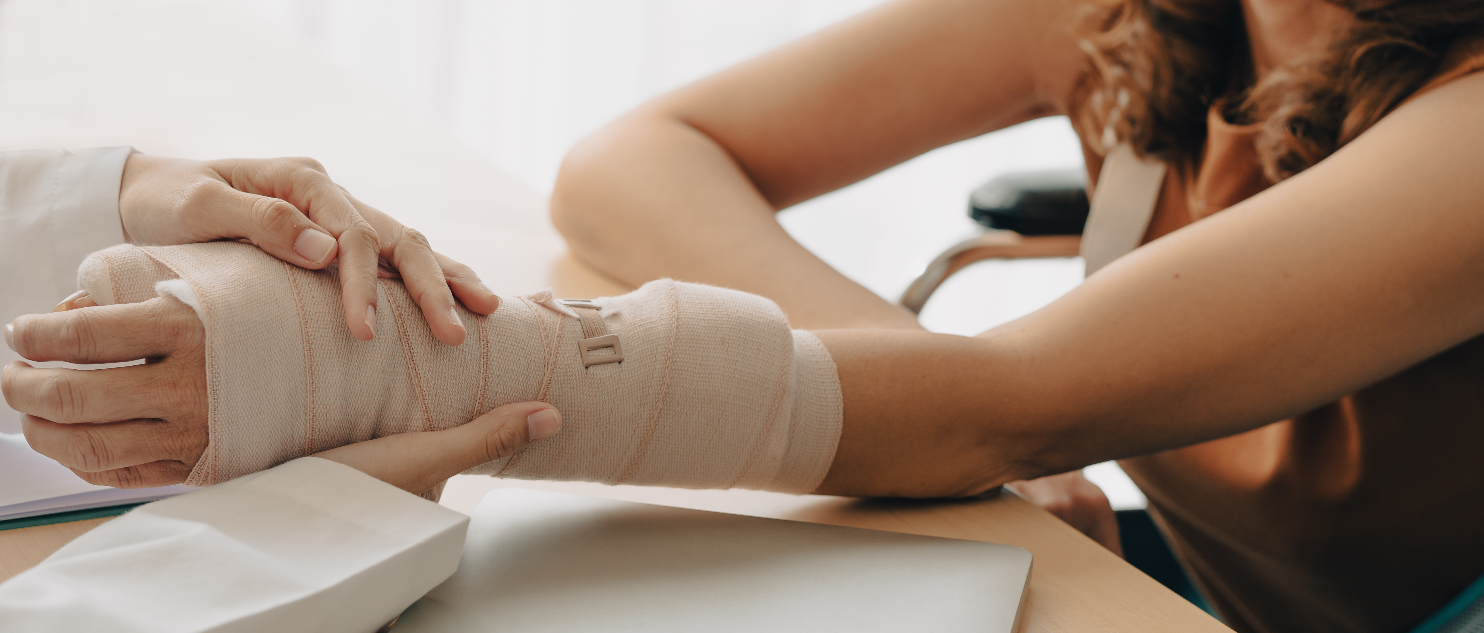 Keeping Your Cast Dry: Tips for Effective Care and Protection